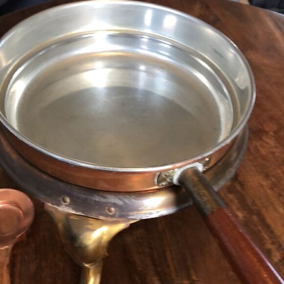 Vintage Copper Chafing Dish 10” x 2.5” deep - Picture 3 of 4